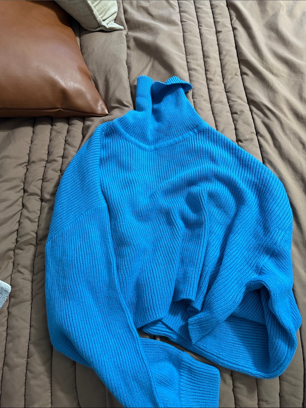 Divided Vibrant Blue Ribbed Turtleneck Sweater